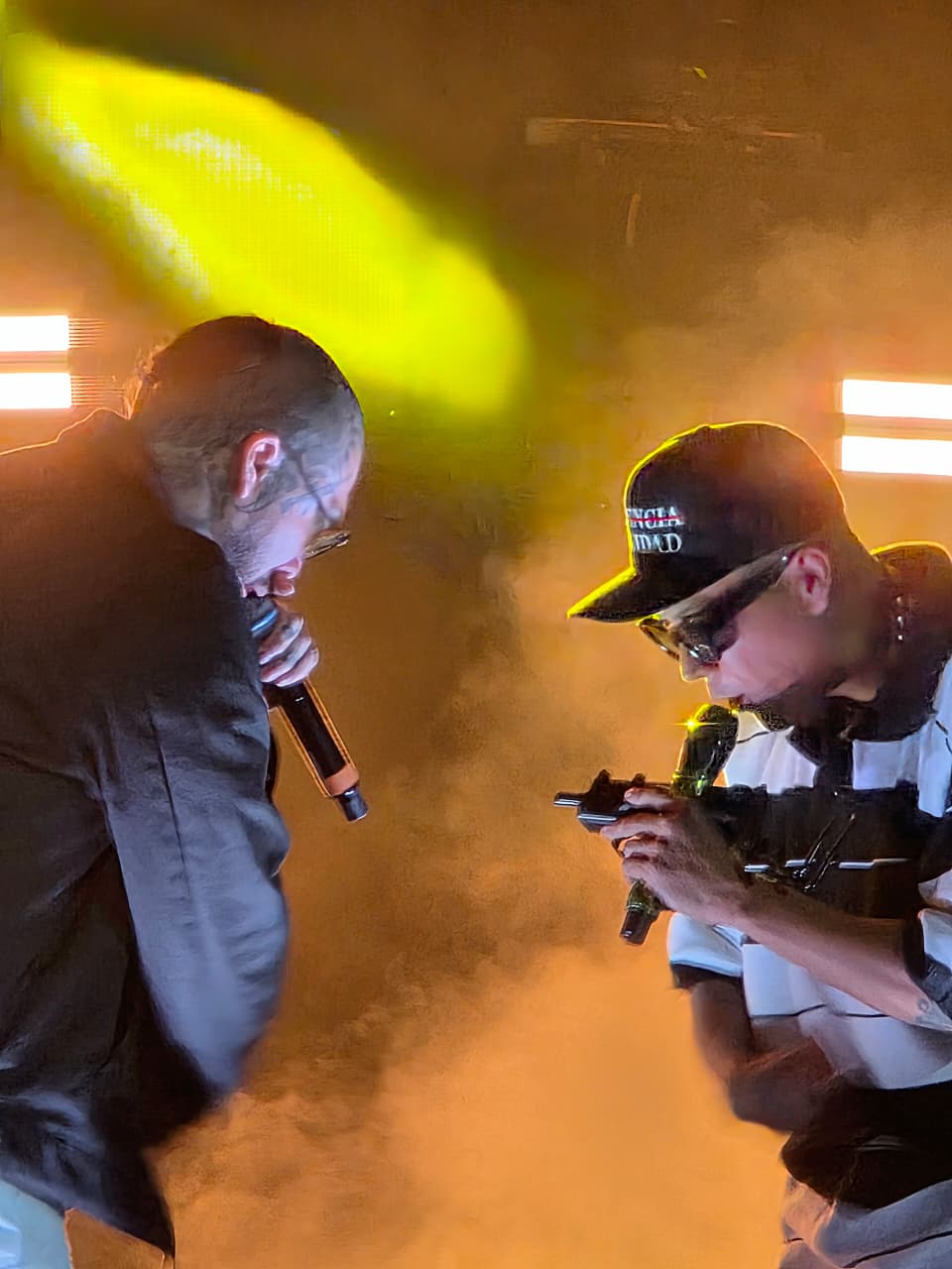 C-Kan durante su concierto en el Pepsi Center de la Ciudad de México