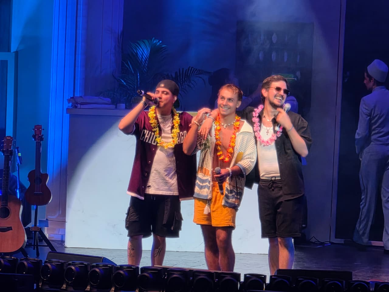 Invitados especiales durante DAAZ en el Teatro Metropólitan en la Ciudad de México