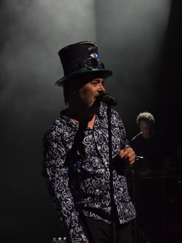 Love of Lesbian se presentará en el Tecate Comuna 2026 antes de su pausa de dos años