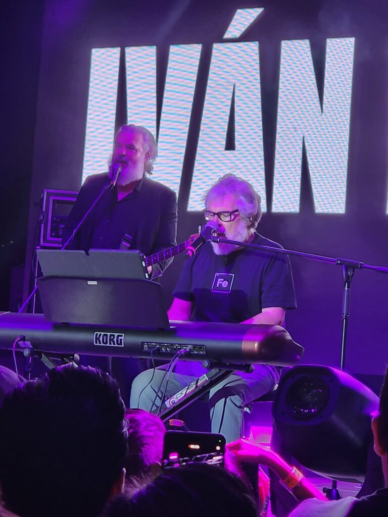 Iván Ferreiro en el Teatro Metropólitan