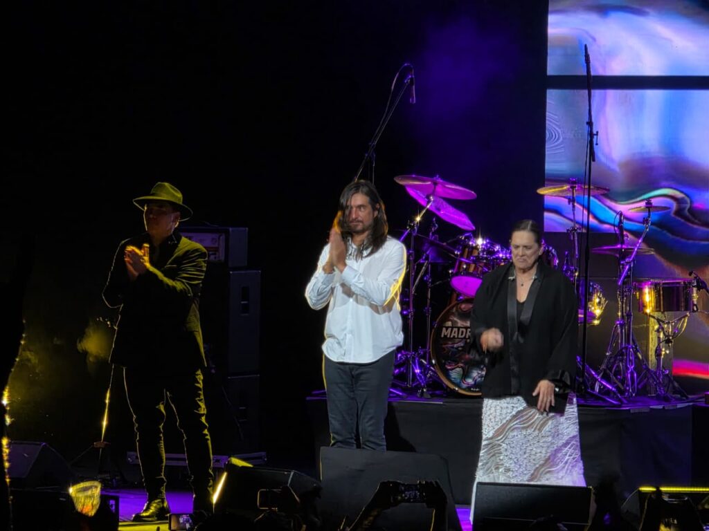 Madreperla concierto en el Teatro Metropólitan